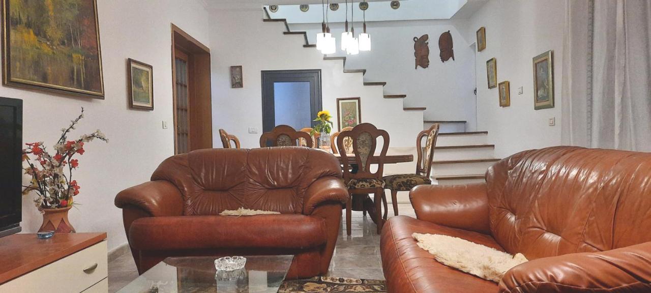 Villa Center Tirana Exterior photo