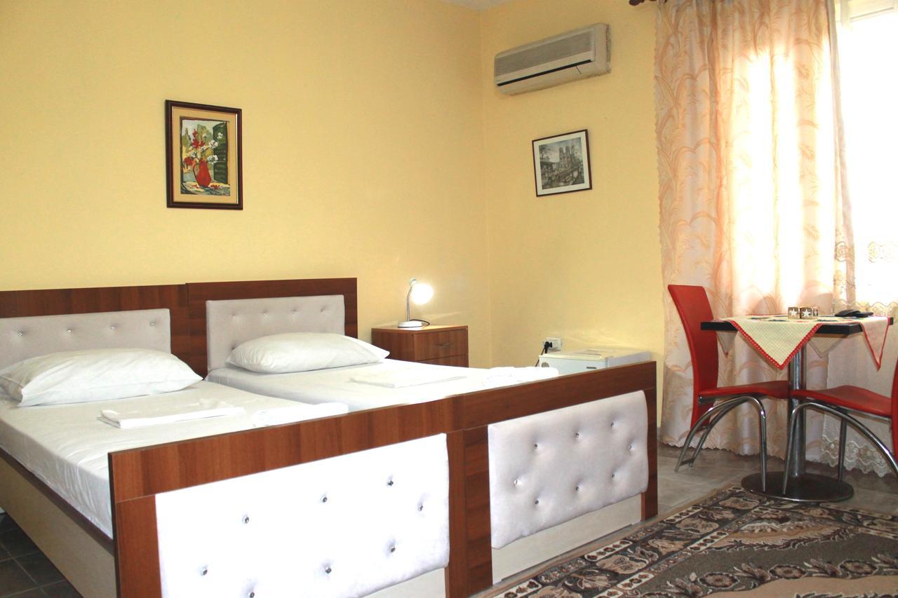 Villa Center Tirana Exterior photo